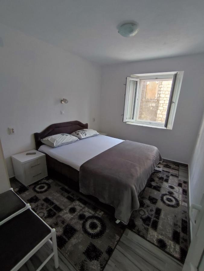 Apartment Rosic 帕里斯特 外观 照片